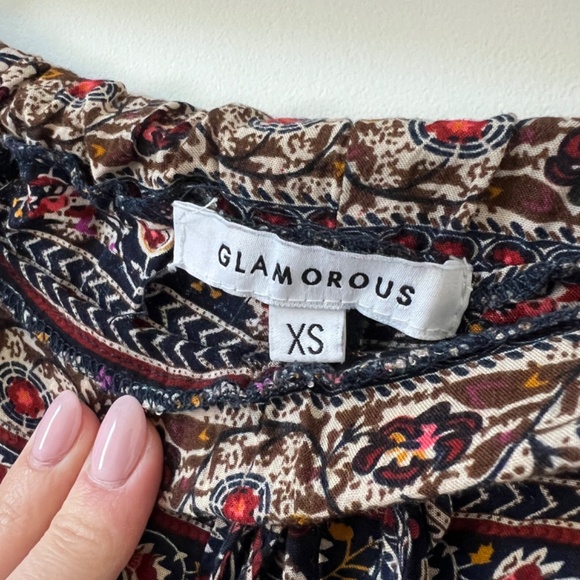 Glamorous Drawstring Shorts - Picture 3 of 5